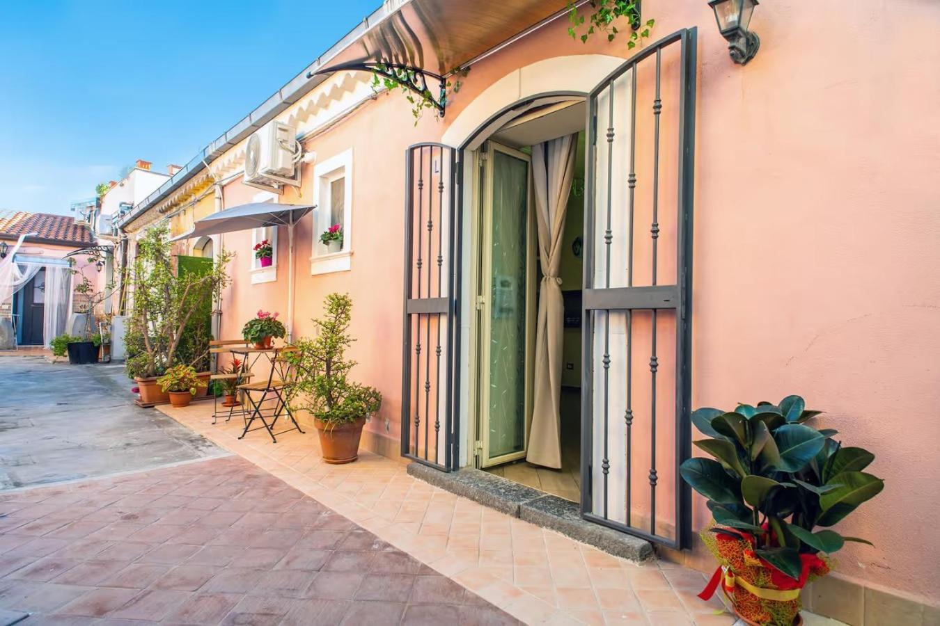 Tropical Holiday House Catania Exterior photo